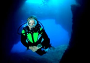 Cave diving Gozo island Cave diving course in Gozo island