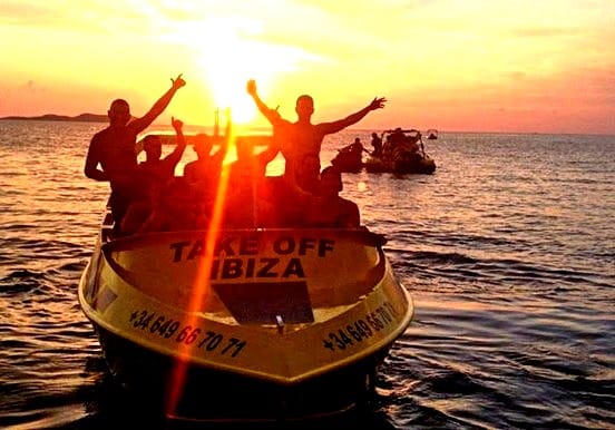 Sunset jetboat in Ibiza Sunset jetboat in Ibiza